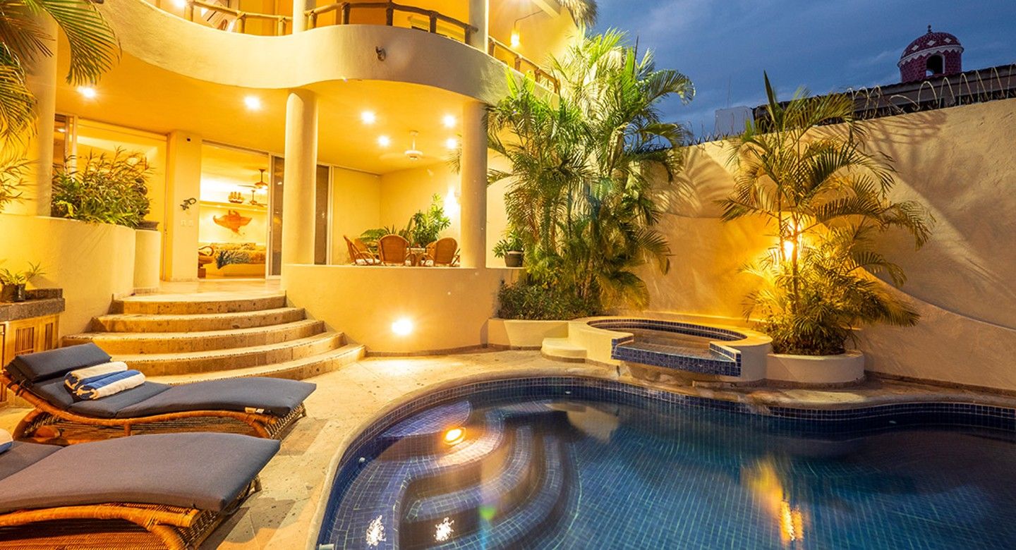 Casa Beach Front House for sale in La Cruz de Huanacaxtle. Image property of MLS Vallarta ©